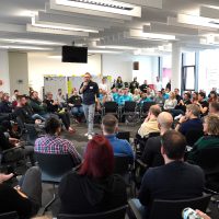 Alex moderiert Agile Cologne 2023