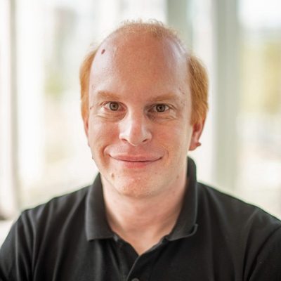 Portrait von Stefan Zumbrägel